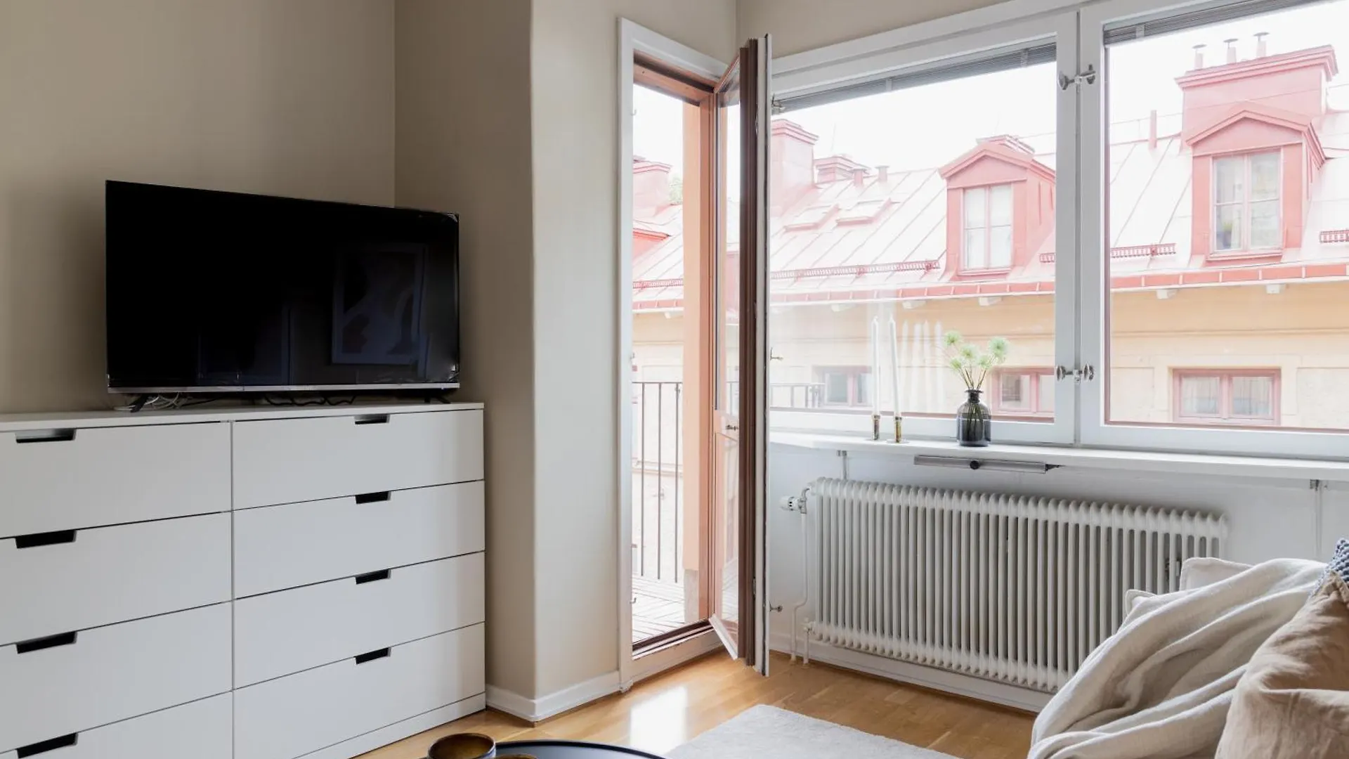 One Room Apartment At Sodermalm Stockholm Sweden