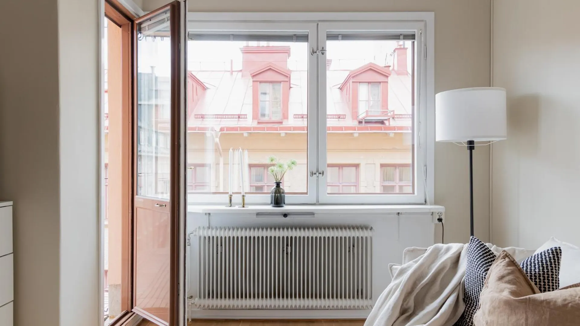 One Room Apartment At Sodermalm Stockholm Sweden